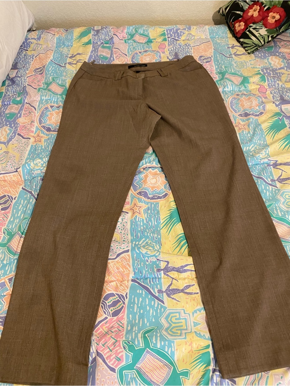Amanda & Chelsea Brown Straight-Leg Trousers